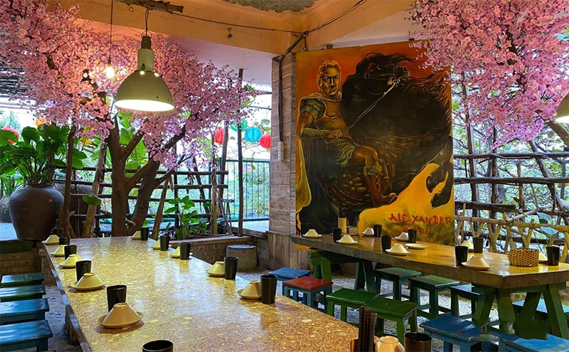 Lương Sơn Quán địa điểm ăn uống lãng mạn cho đôi bạn trẻ