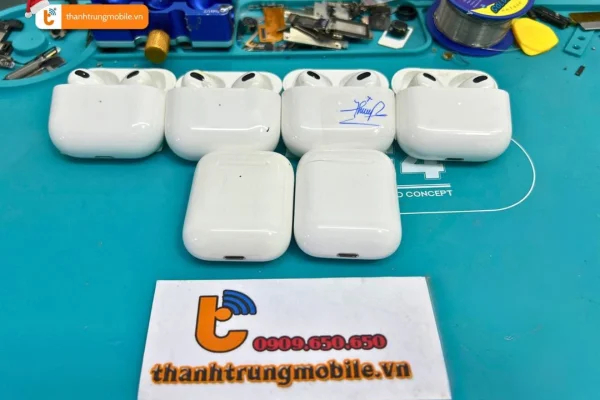 So sánh giữa việc tự sửa và sửa AirPods 1 chuyên nghiệp