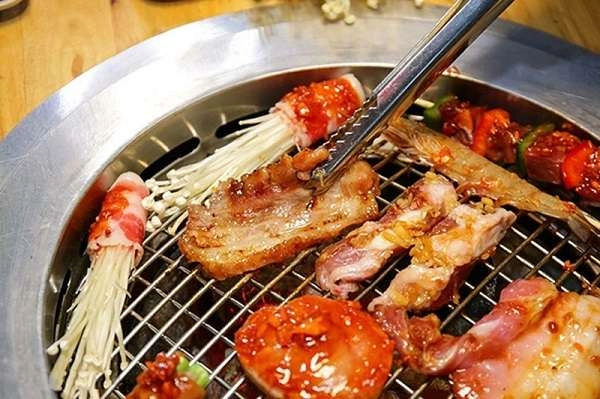 Địa điểm ăn buffet lẩu nướng giá rẻ tại SAPA