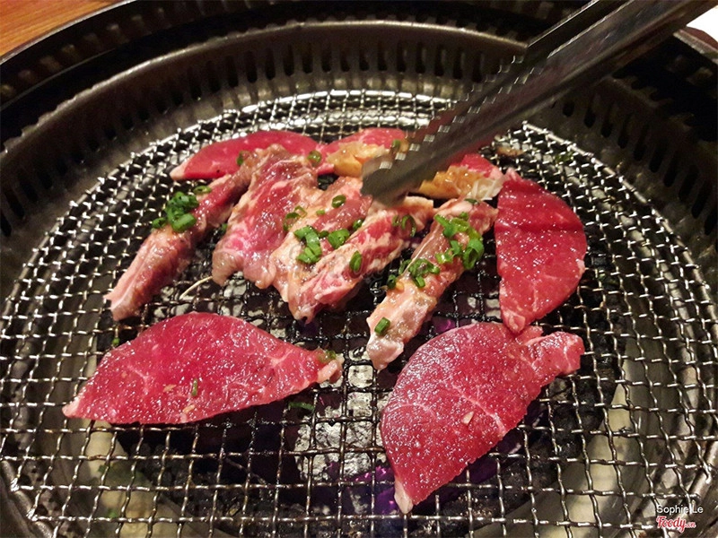 Lẩu Nướng Sakura BBQ ăn ngon miễn chê