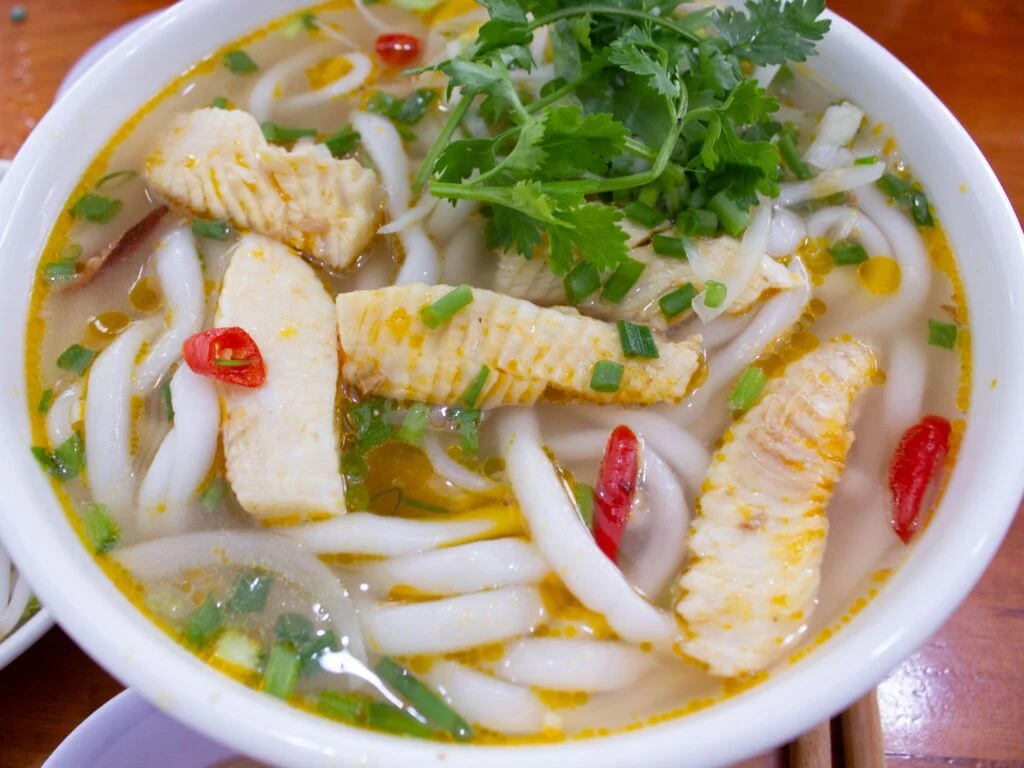 Cách nấu bánh canh cá lóc thơm ngon, không lo mùi tanh của cá