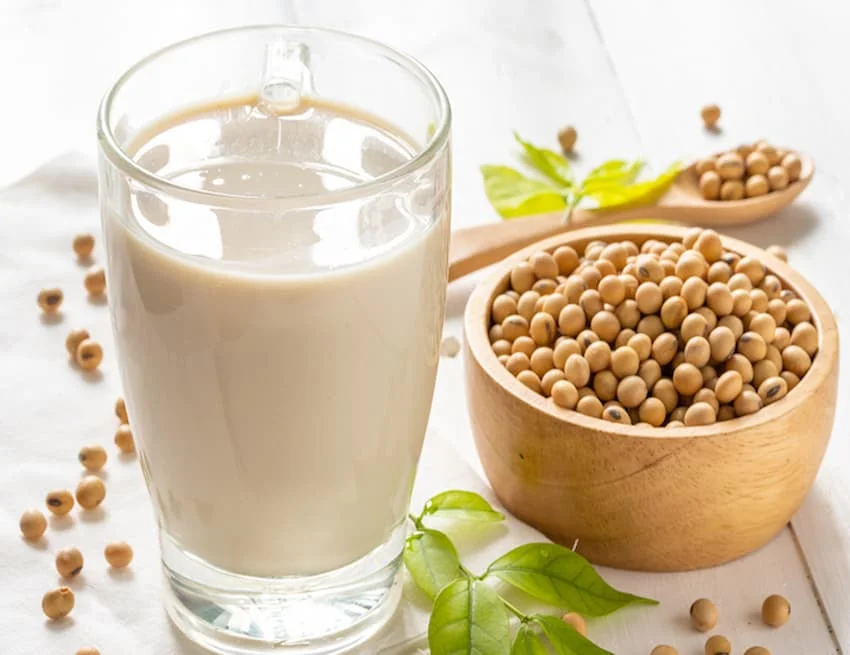 Sữa đậu nành chứa nhiều protein, chất xơ, vitaminB,...