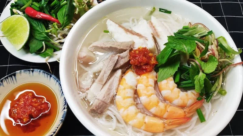 Bún nước lèo thơm ngon