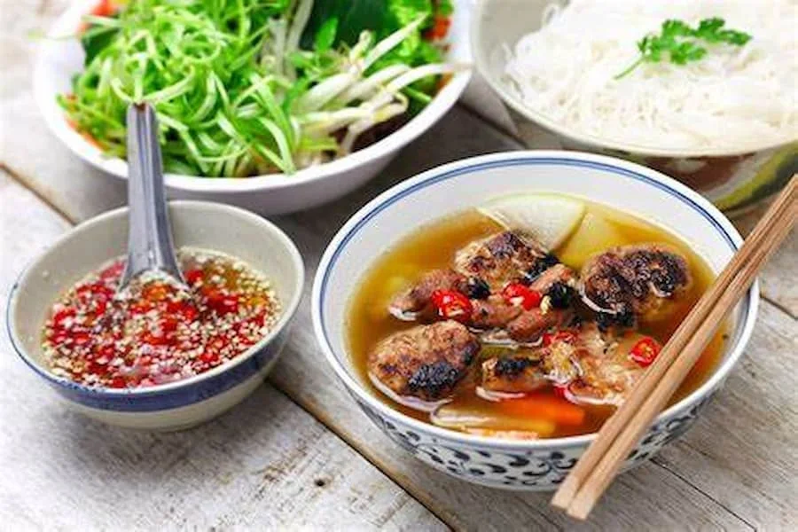 Bún chả chấm - món ăn đặc sản của người Hà Nội