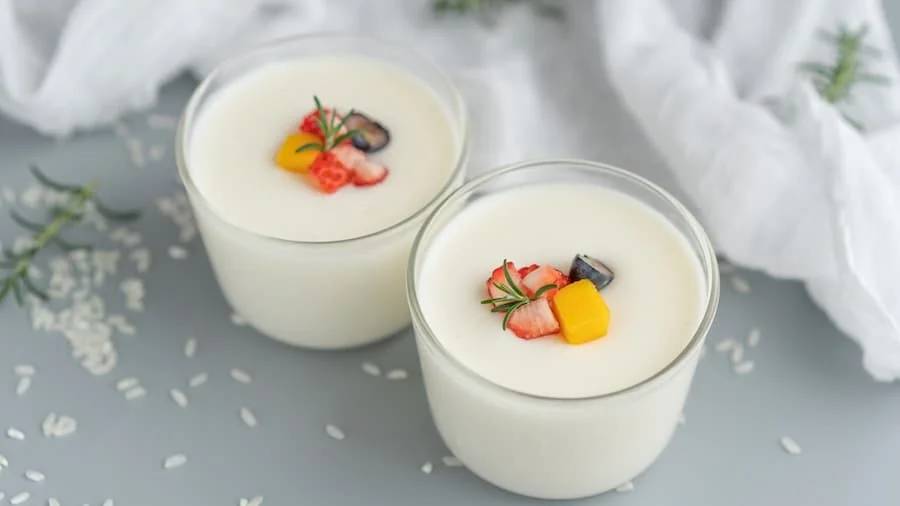 pudding sữa cho bé ăn dặm